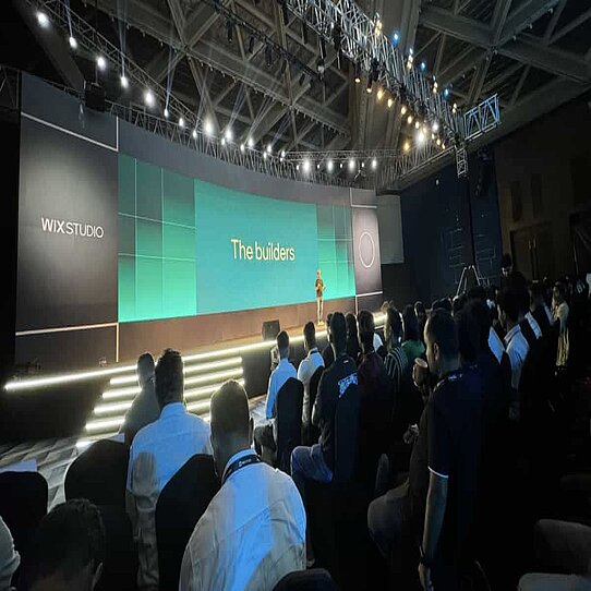 DevStudio Con 2024 included eight keynote talks by senior industry experts DevStudio Con 2024 main stage